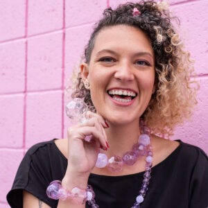 SaraBeth Post Eskuche